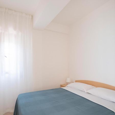 Residence Lido Dei Pini Маттината Экстерьер фото