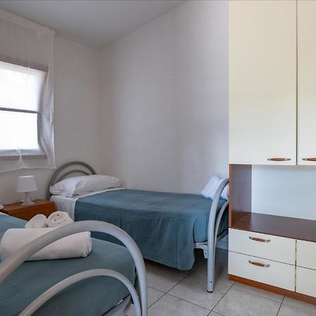 Residence Lido Dei Pini Маттината Экстерьер фото