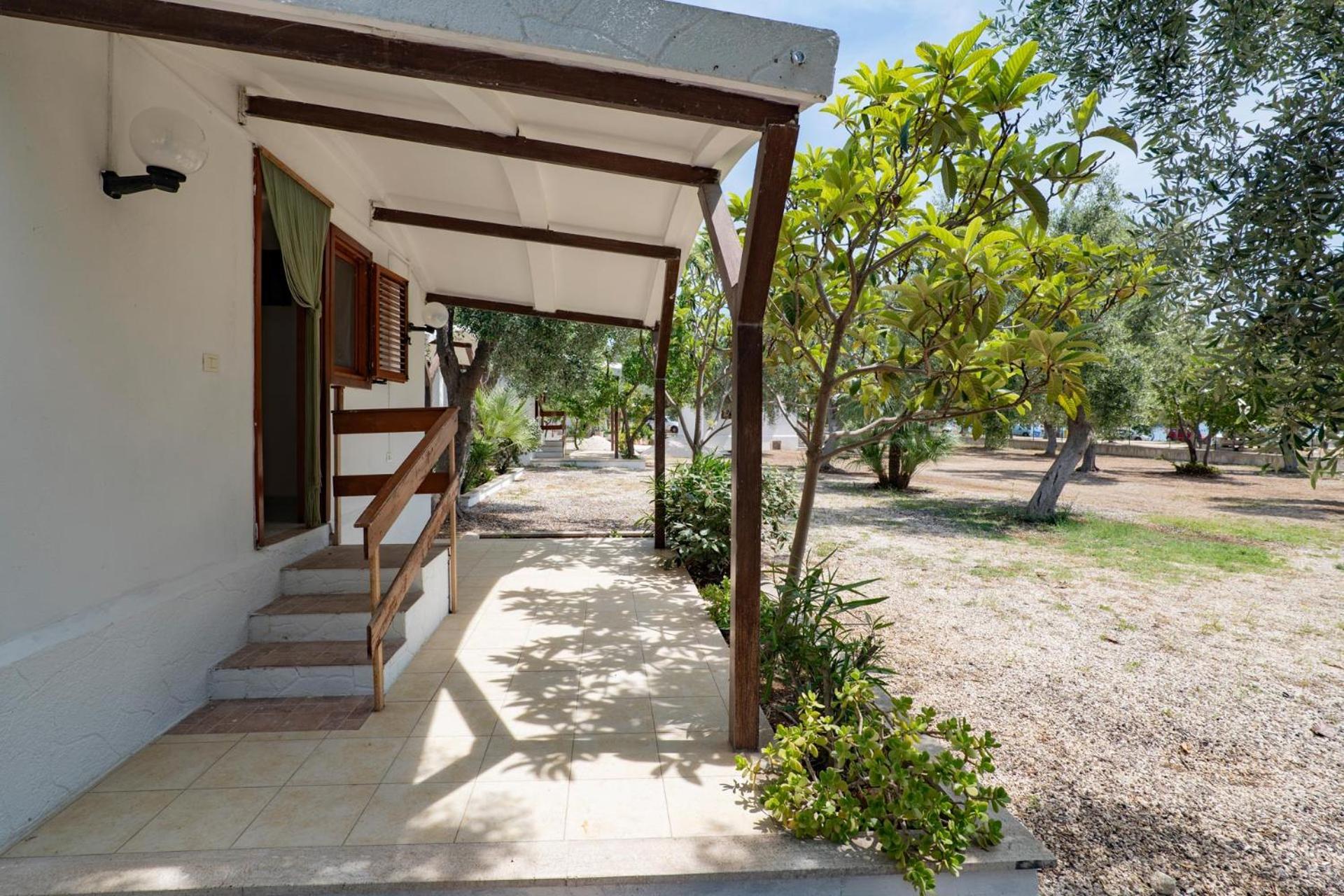Residence Lido Dei Pini Маттината Экстерьер фото